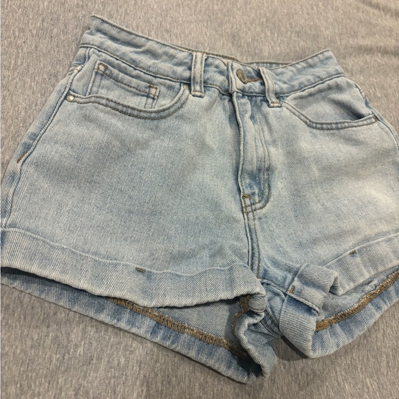 Pacsun Mom Jean Shorts - Picture 4 of 4